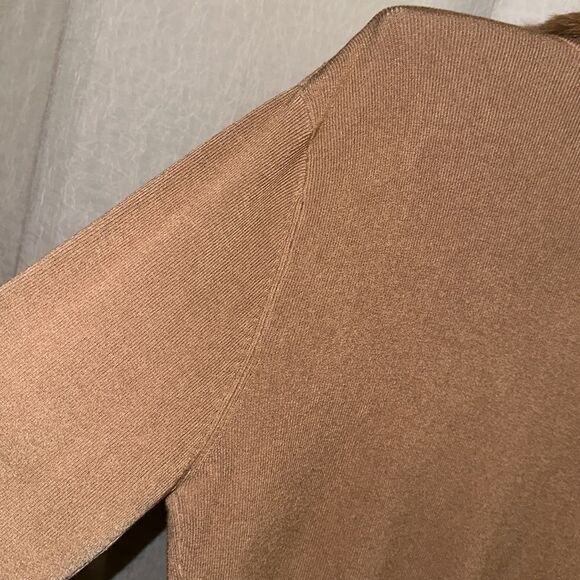 Michelle Nicole XL Tan Knit Button Front V-Neck Fox Fur Collar Elegant Cardigan - Picture 8 of 14